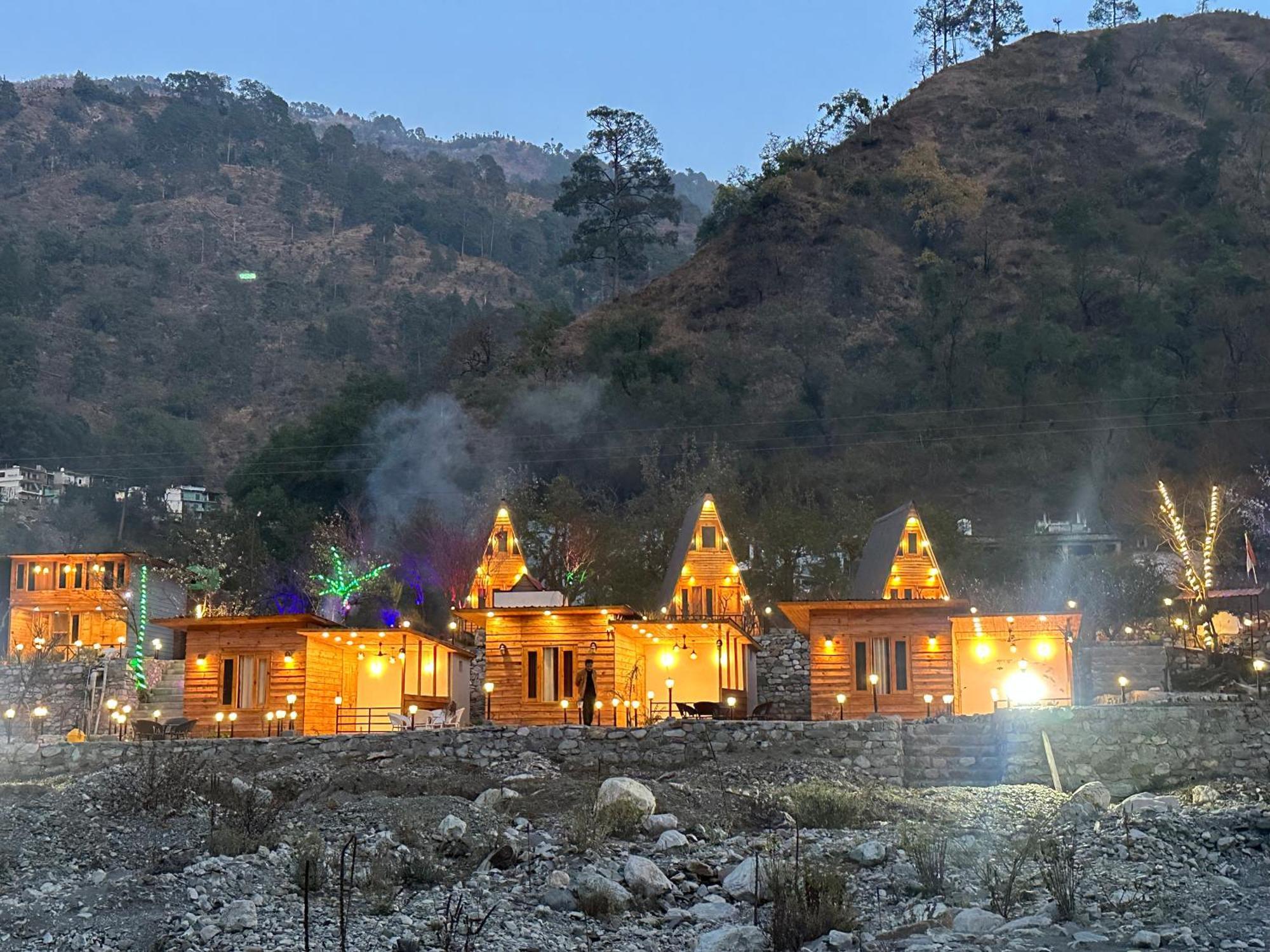 Cabana Riverside Resort - Kainchi Dham Nainital Exterior photo